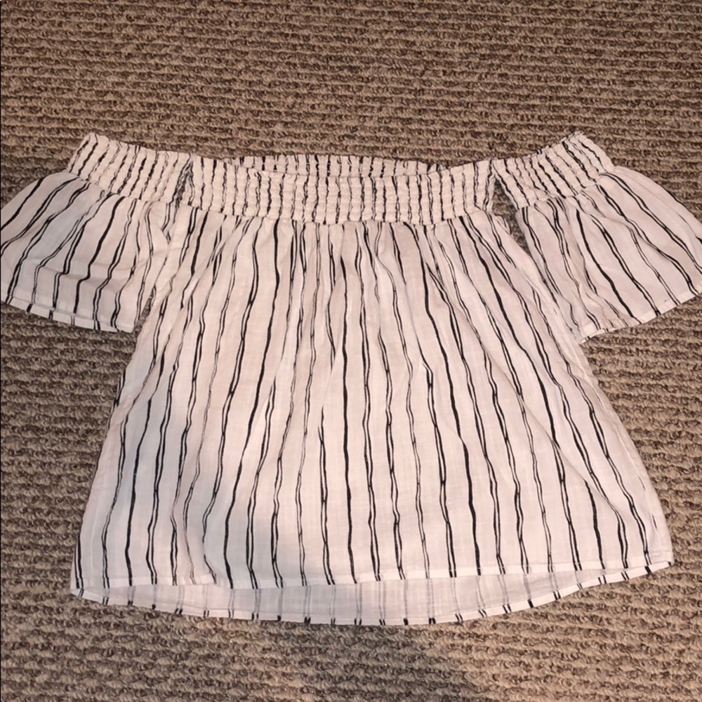 juniors off the shoulder top